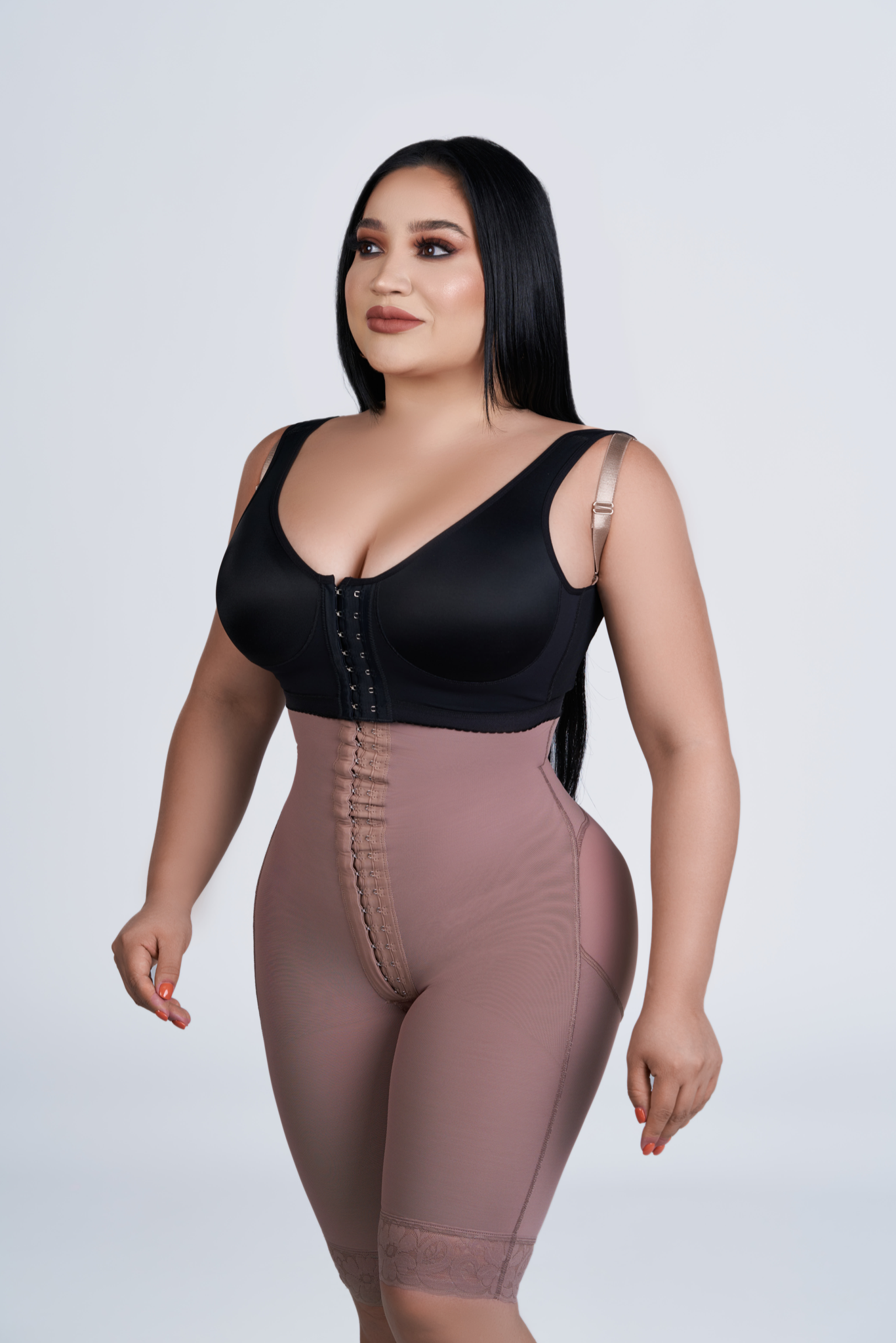 Fiona Full Faja