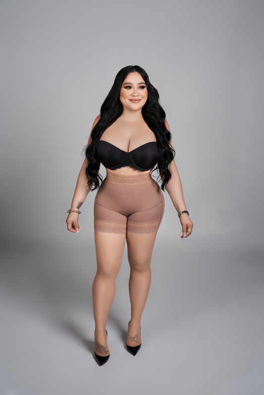 Gianna Seamless Faja Short